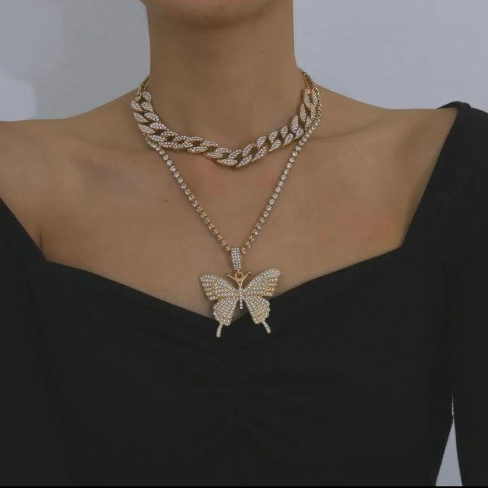 Elegant Gold or silver Butterfly Pendant Necklace with cuban chain